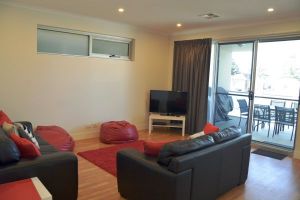 Port Lincoln City Apartment - Kingaroy Accommodation
